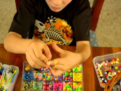 Chain bracelet with beads - Ruben's loom band tutorial