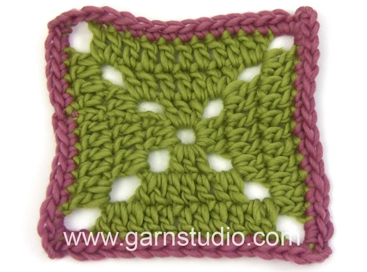 DROPS Chrocheting Tutorial: How to crochet an easy square in treble crochet