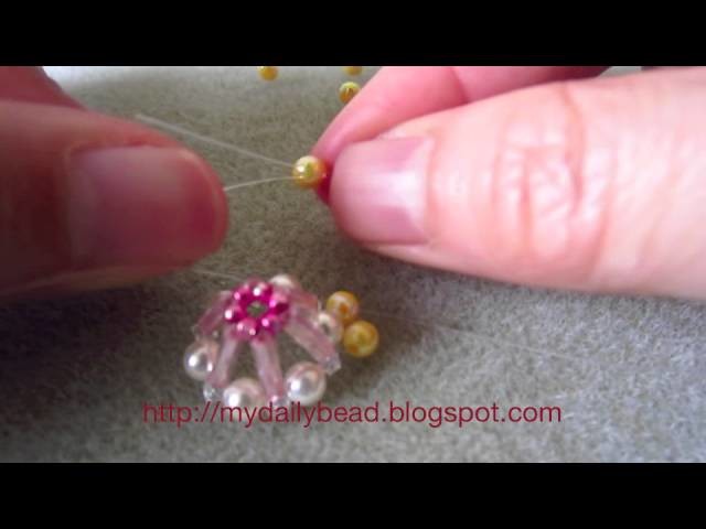 How to make a Cupcake with Beads
