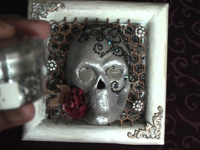 Scrapbooking: Halloween Altered Skull
