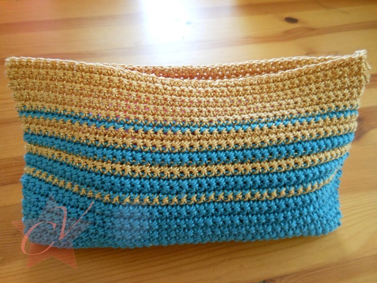 Small Trendy Simple Crochet Bag - Tutorial