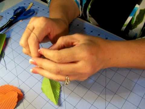 Justafew -  DIY Paper Leaves easy to make to embellish scrapbooks