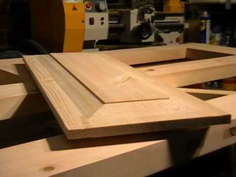 DIY 4 Panel wooden Door, part 4.  raised panel cutting with a straight router