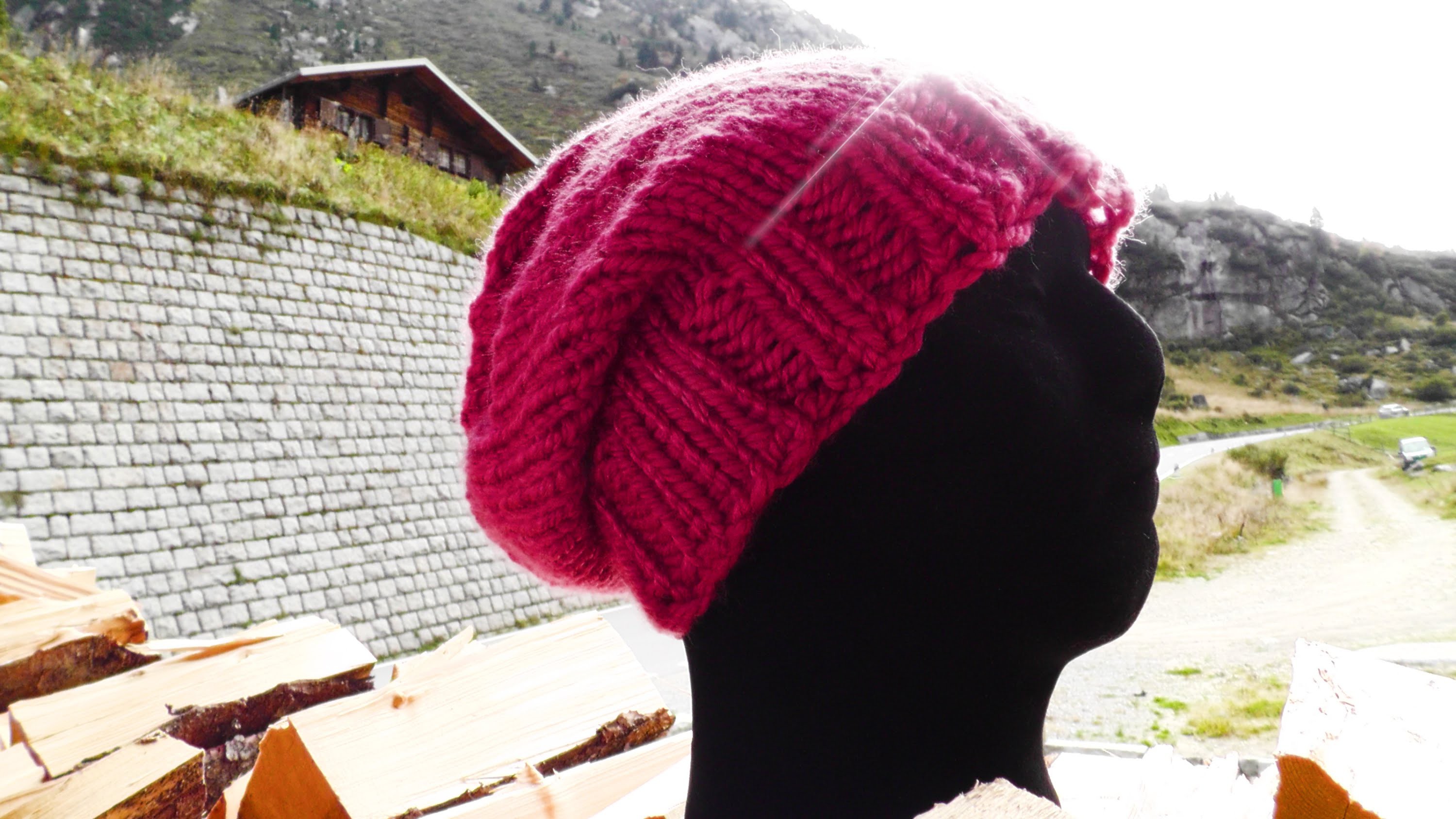 How to knit a long beanie © Woolpedia