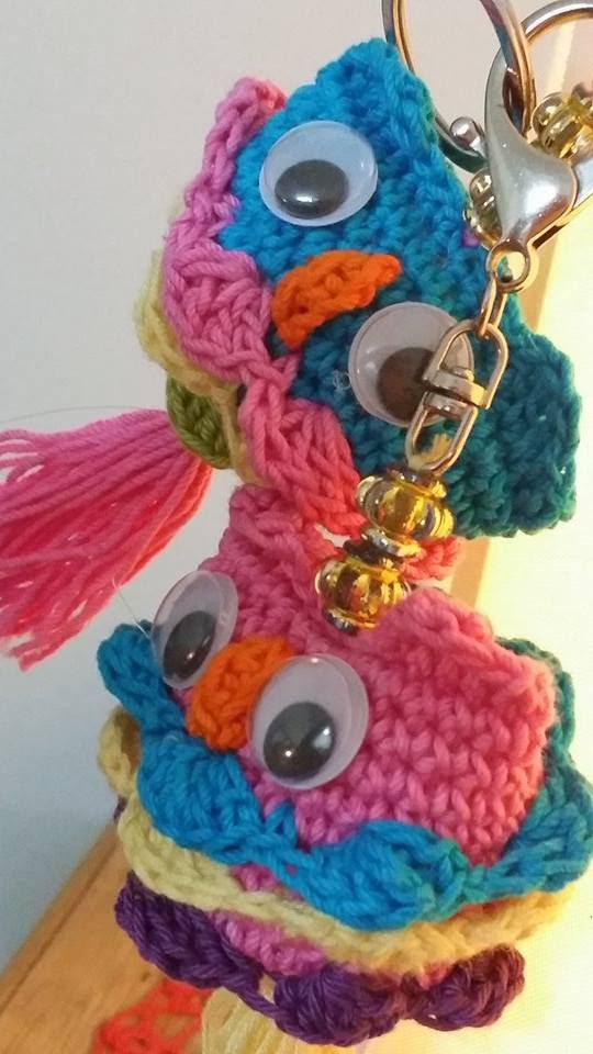 How to make a crochet owl key chain-1