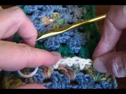 Joining Squares: Flat Single Crochet
