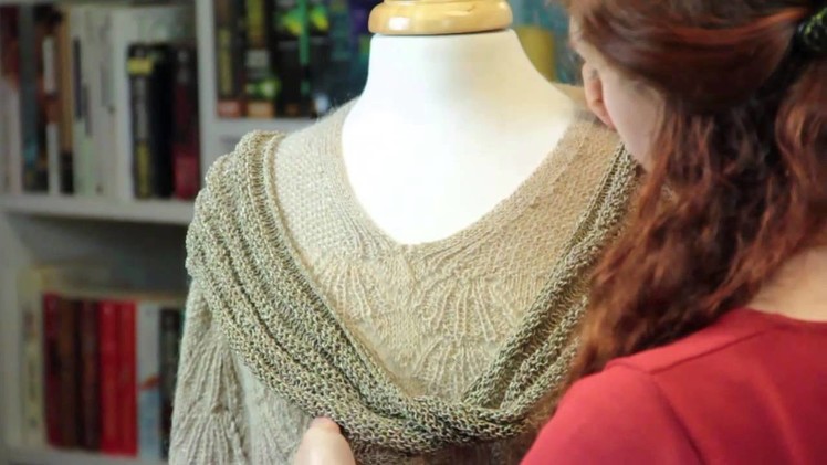 Display Ideas for a Knitted Scarf : Knitting Tips & Techniques