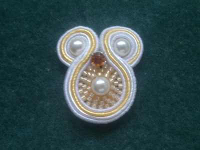 Beading4perfectionists : Soutache #1 : How to curve around a pearl earring beginners tutorial