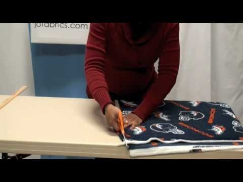 How to Make a No-Sew NFL Fleece Blanket