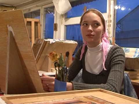 Russian youth learn ancient craft of painting icons