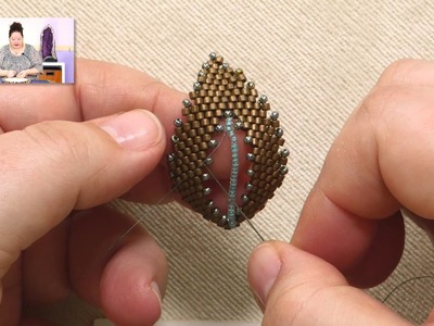 Beadweaving Basics: Filling in the Center of a Russian Leaf