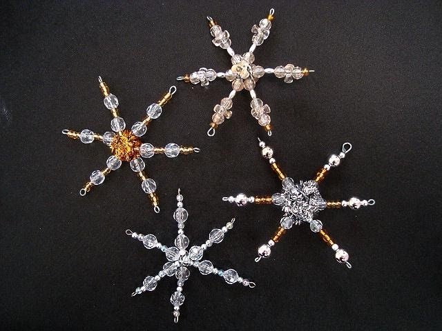 BEADED STAR ORNAMENT, how to, diy, Christmas ornament, snowflake