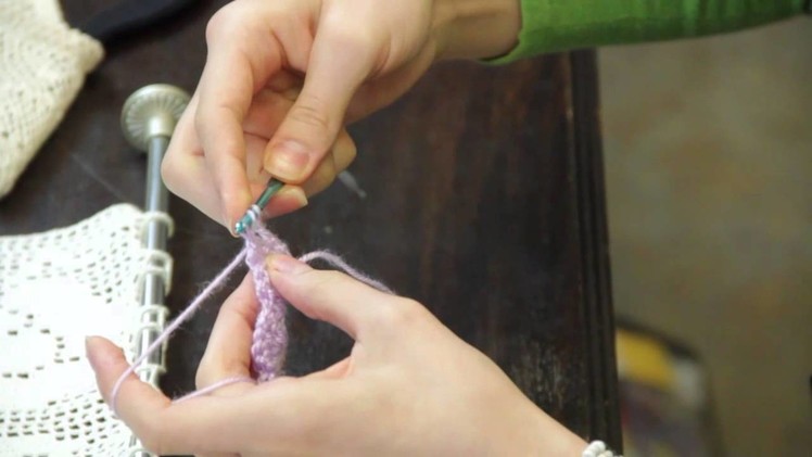 How to Crochet Pillowcase Edgings : Crochet Stitches & Techniques