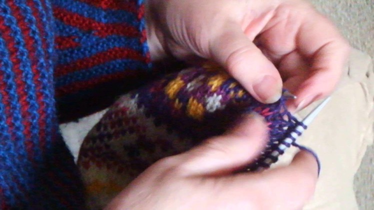 Using a knitting belt