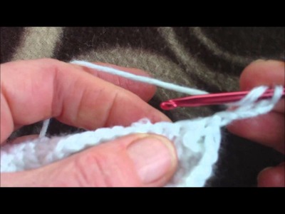 How to crochet a traditional baby bootie