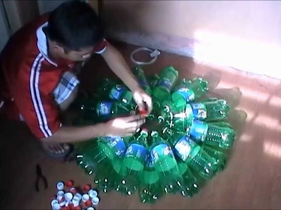 How to build christmas lantern from recycled bottles.