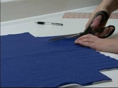 How to Make Tie Blankets : Cut Slashes to Make a Tie Blanket