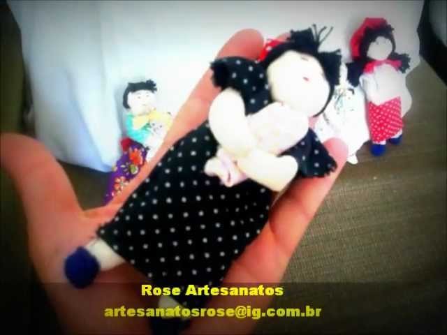 Crafts: doll made ​​from scraps of fabric and recyclable materials
