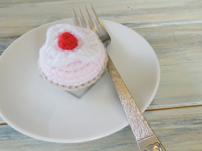 (Crochet) How To - Crochet a Mini Cup Cake