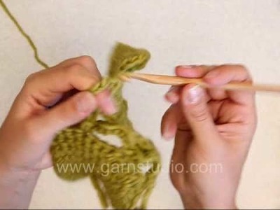 DROPS Crochet Tutorial: How to crochet together pieces