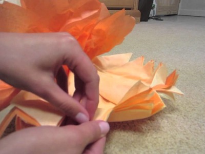 DIY: Easy Decorative Tissue Paper Pom Poms