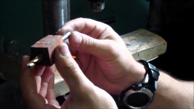 How to Make a Simple Lanyard Bead