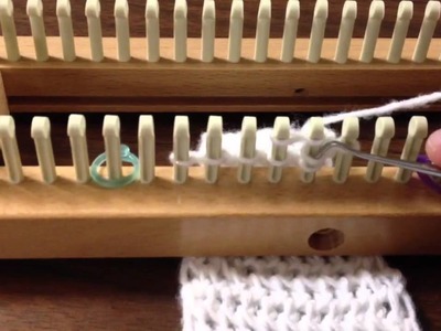 Loom Knitting: Decrease Figure 8 Stitch