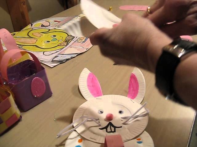Fun Paper Plate Easter Bunny Craft!
