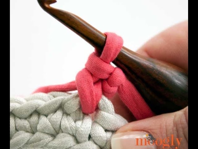 How to Crochet: Standing Single Crochet