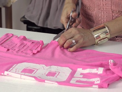 How to Cut T-Shirts to Look Torn : DIY Shirt Alterations