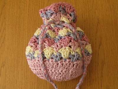VERY EASY crochet drawstring bag tutorial - crochet purse for beginners