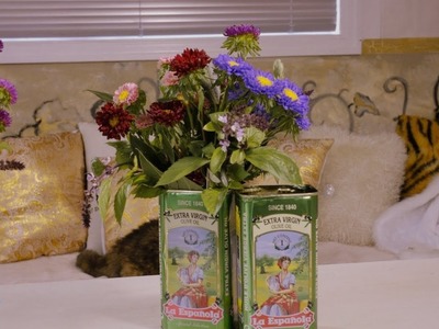 Floristry Tutorial: Rustic Wedding Flowers into an Empty Olive Oil Tin