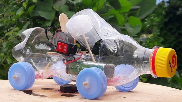 Very simple plastic bottle car DIY for kid