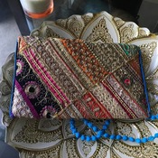 Clutch Bags & Crossbody Pouches