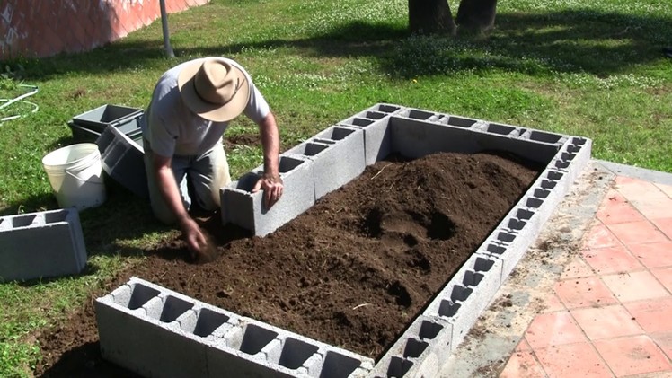 VermiBag Ep 23 "Making a Raised Bed Garden with Concrete Blocks"
