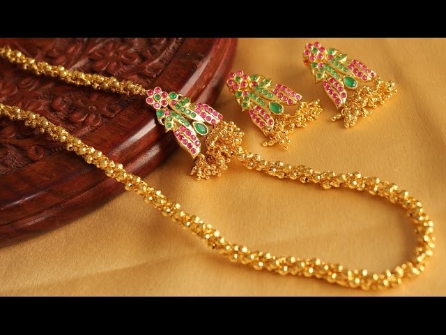 THALI CHAIN DESIGNS WITH SIDE MUGAPPU GOLD CHAINS.