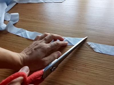 Cutting and stitching border fabric