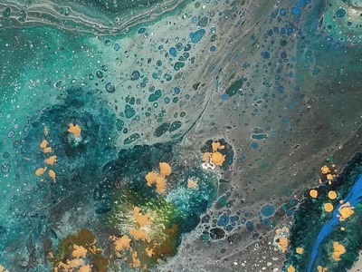 Acrylic pouring and alcohol inks