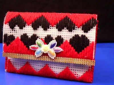 DIY Clutch Purse With Plastic Canvas - Best Plastic Canvas Purses - Plastic Canvas Crafts