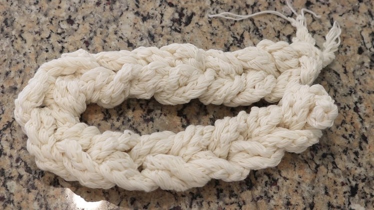 Dyepot Weekly #58 - Dip Dyeing a Crochet Chain of Crochet Chains for a Repeating Colorway