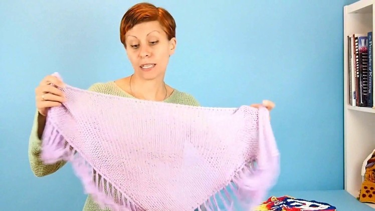 Let's make a simple shawlette and practice our Russian knitting skills