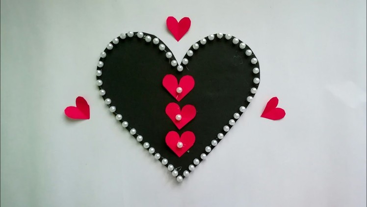 Diy paper heart wall hanging.Simple and beautiful wall hanging. diy paper flower wall hanging #29