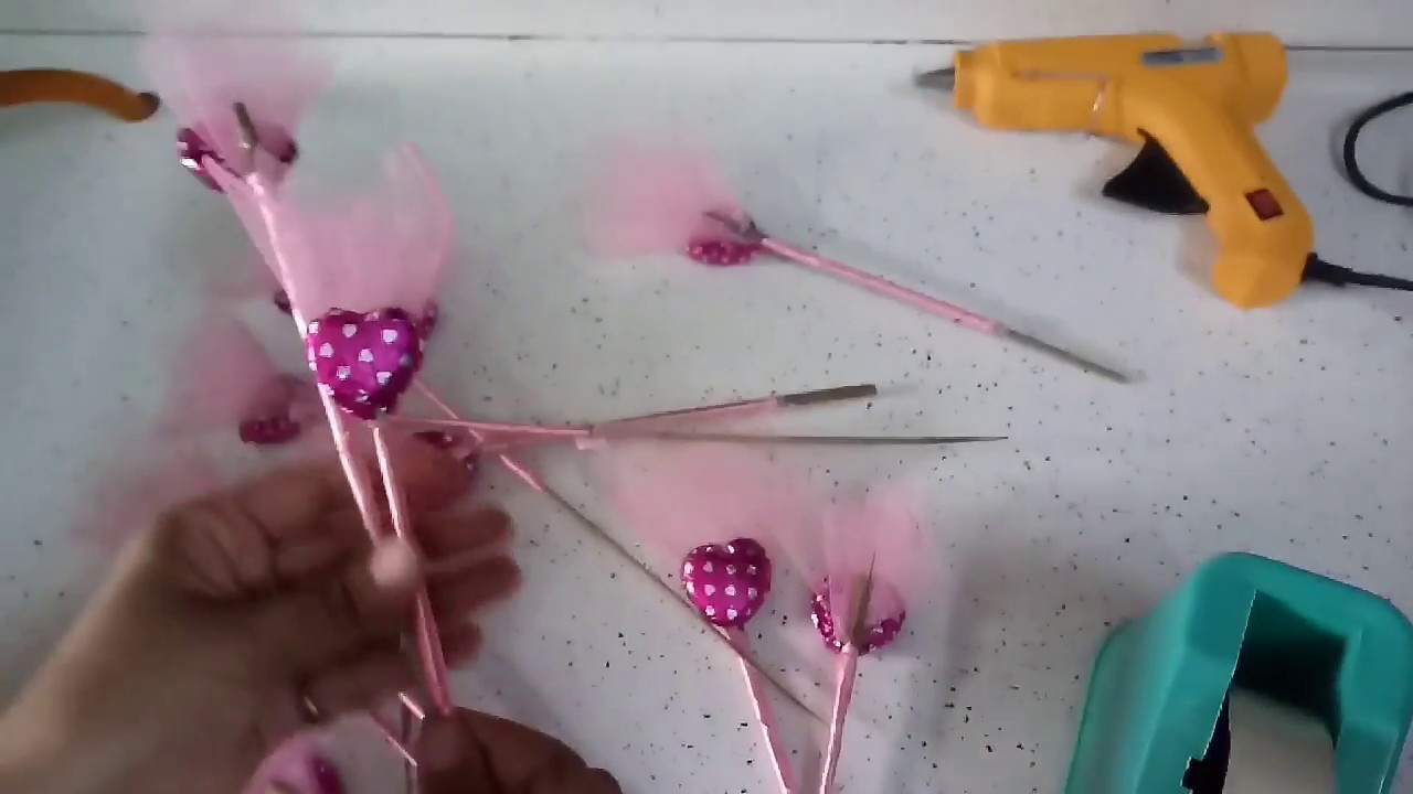 Handmade Chocolate Bouquet Easy Tutorial Craftlas handmade chocolate bouquet easy
