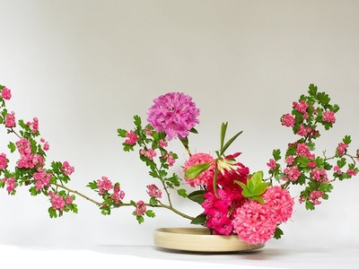 Colorful Flower Arrangement in Japanese Style - Moribana Ikebana tutorial