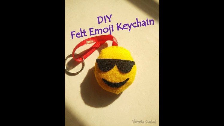 DIY Felt Emoji Keychain II How to make emoji keychain