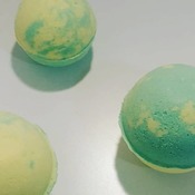 Lime \lemon handmade all natural ingredients bath bombs