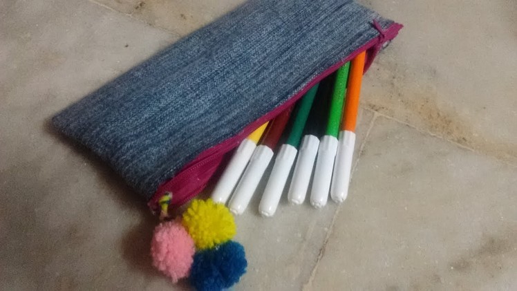 DIY no sew pouch with old jeans | 5 minute craft | Back to school diy