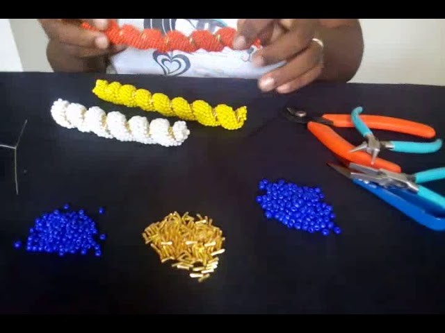 Tutorial on how to make helix beaded necklace design
