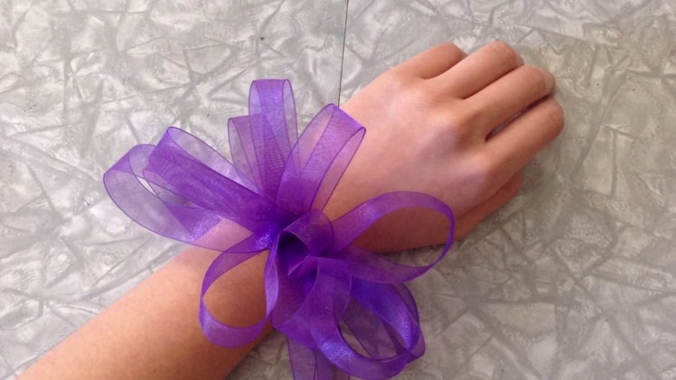 HOW TO MAKE AN EASY CORSAGE BOW FOR PROM AND WEDDINGS
