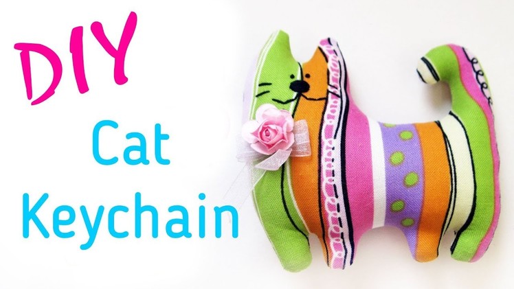 DIY. How to sew a cat keychain.